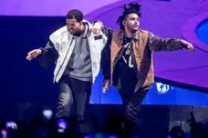 Drake Performs