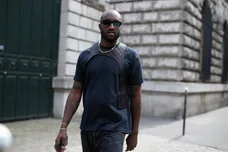 Street Style -Paris Fashion Week - Menswear Spring-Summer 2019 : Day Five